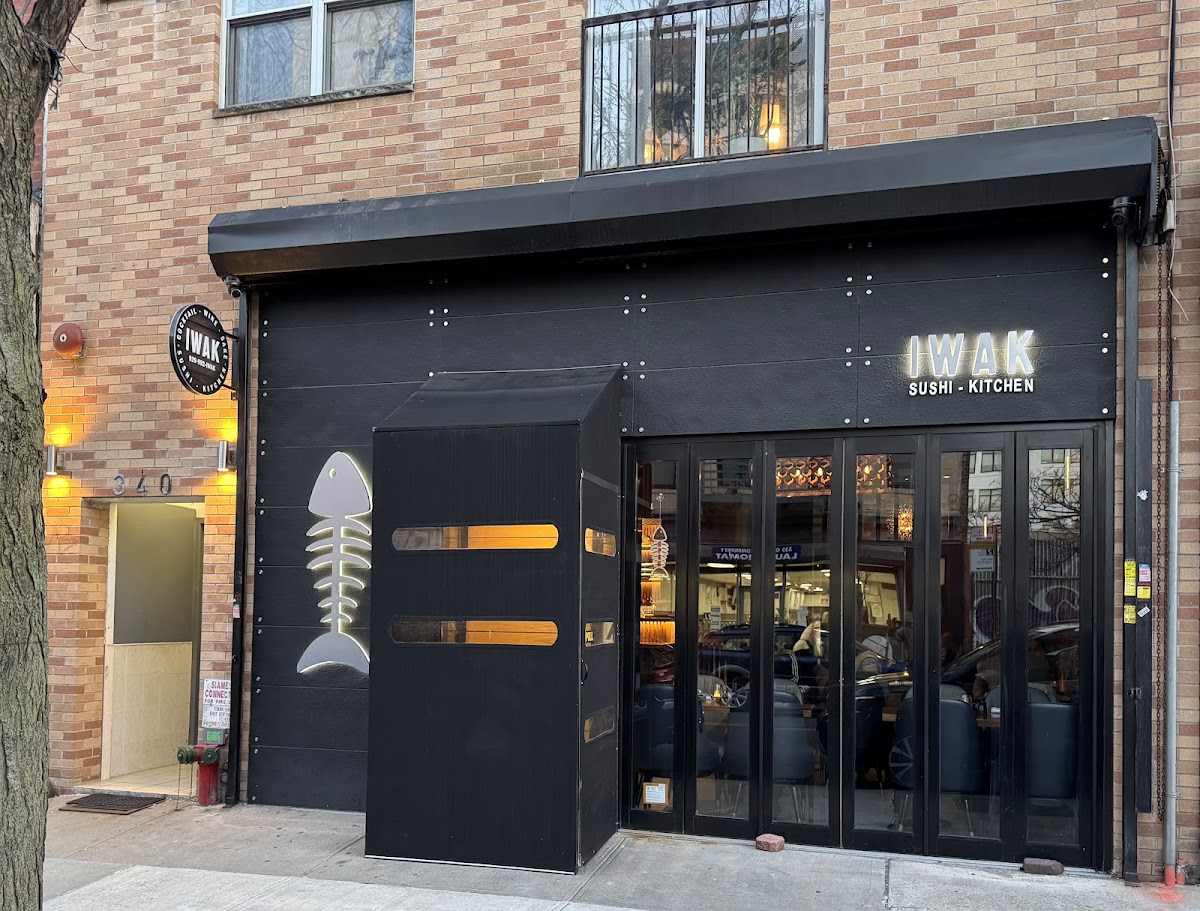 Iwak Sushi Kitchen